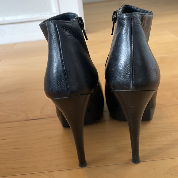 Stuart Weitzman platform ankle booties - Picture 4 of 6